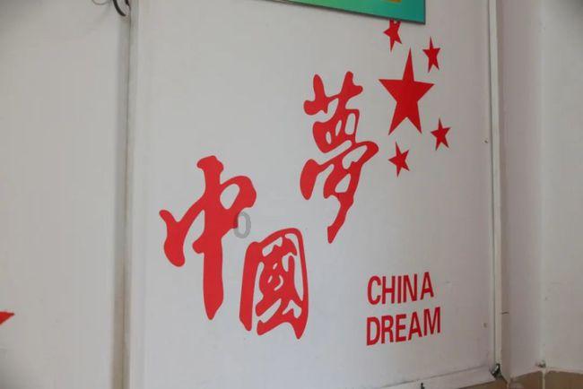开空调可以开电风扇吗？